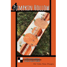 Pumpkin Hollow Table Runner